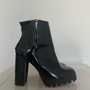 Black Heeled Boots